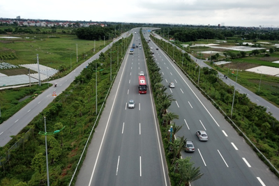 Thu phí cao tốc: Đảm bảo cân đối lợi ích của người dân và nhà nước