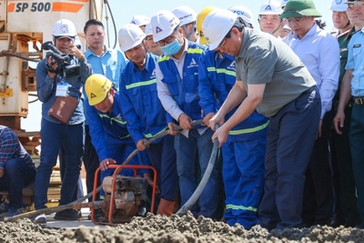 Thủ tướng: Rút ngắn tiến độ hoàn thành sân bay Long Thành từ 3-6 tháng