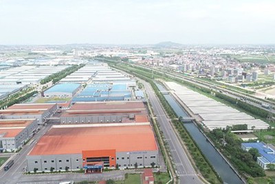 Đầu tư xây dựng, kinh doanh kết cấu hạ tầng khu công nghiệp Yên Lư