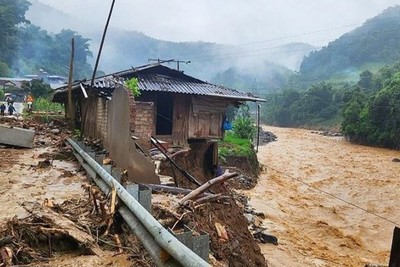 Thủ tướng yêu cầu ứng phó mưa lũ, sạt lở tại 25 địa phương