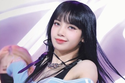 Lisa Blackpink tiếp tục lập kỷ lục lọt Billboard Hot 100, vượt Rosé