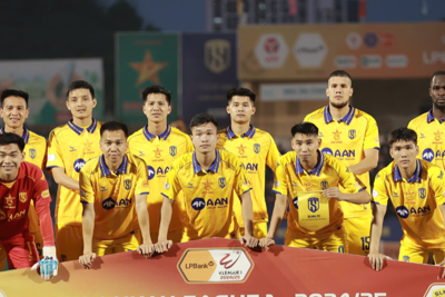 Vòng 13 V-League 2024-2025: "chung kết ngược" trên sân Vinh