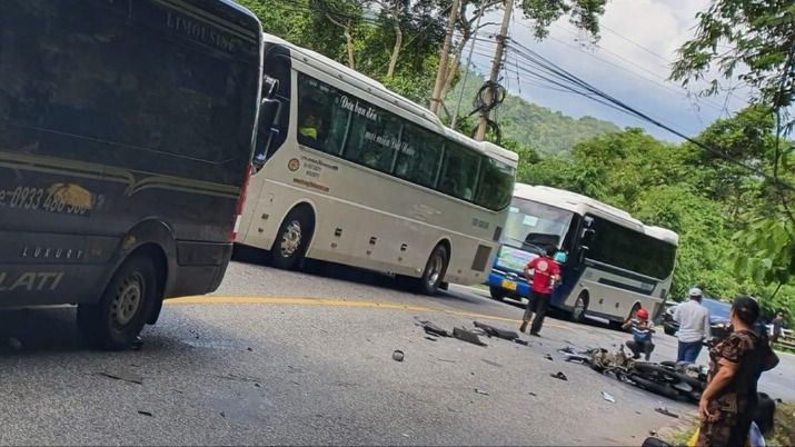 Vụ tại nạn trên đèo Bảo Lộc khiến 2 người thương vong. Ảnh: VT  