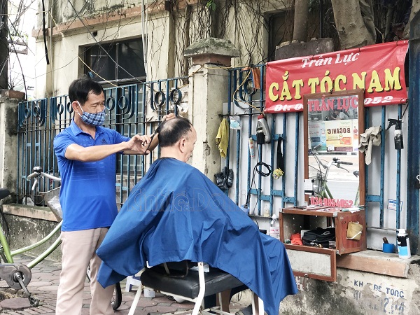 Ghế cắt tóc vỉa hè BBS021 giá rẻ  Barbershopvietnamcom