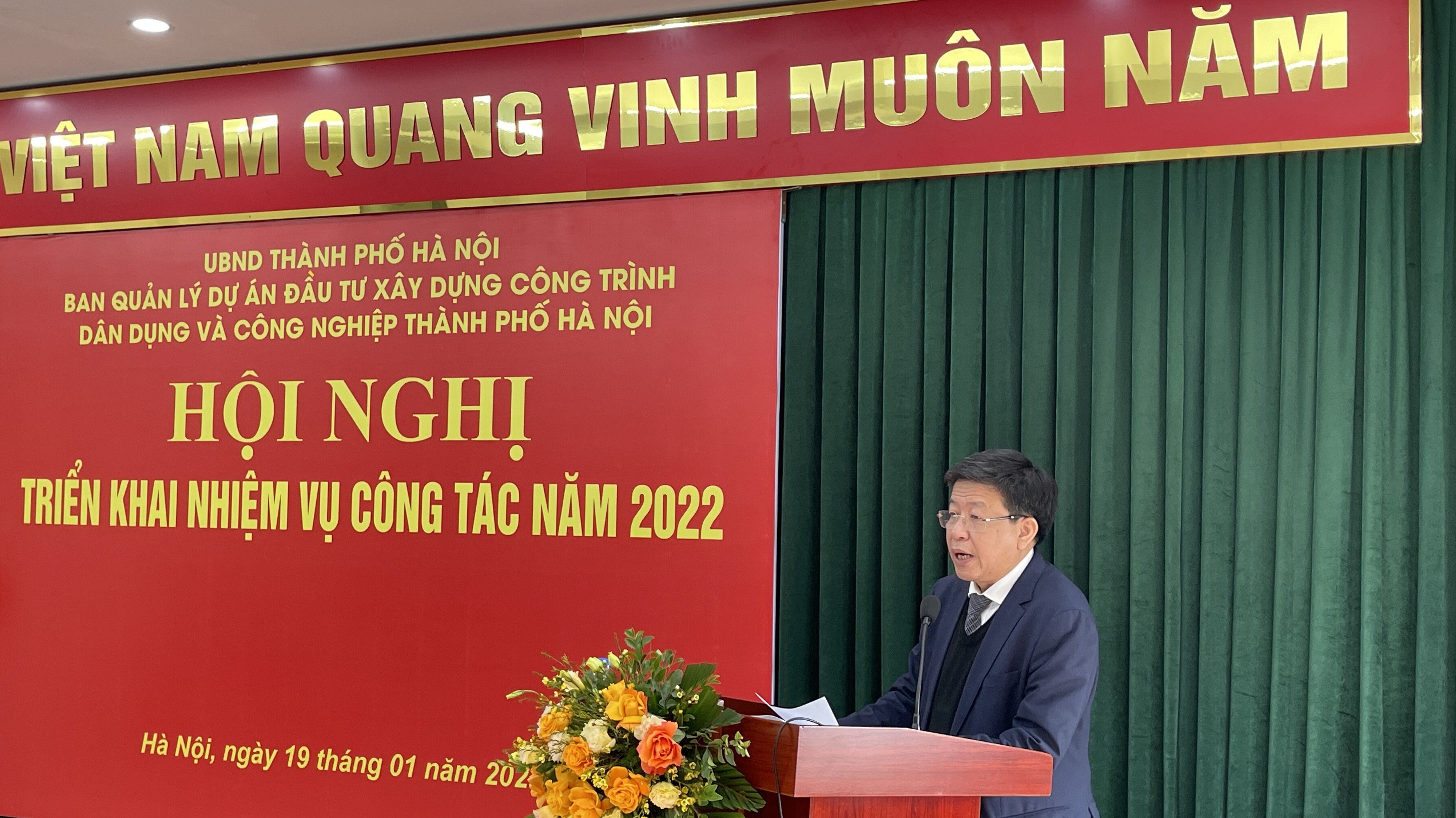 Phó Chủ tịch UBND TP Hà Nội Dương Đức Tuấn phát biểu tại hội nghị.