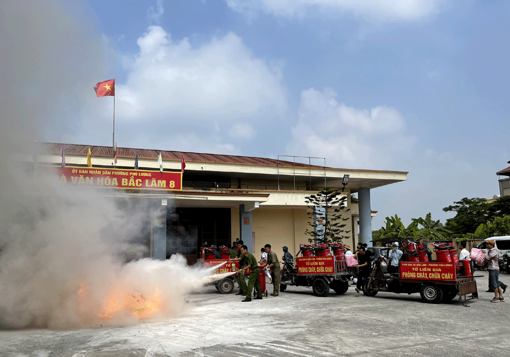 Ra mắt Tổ phòng cháy chữa cháy liên gia ở Hà Đông