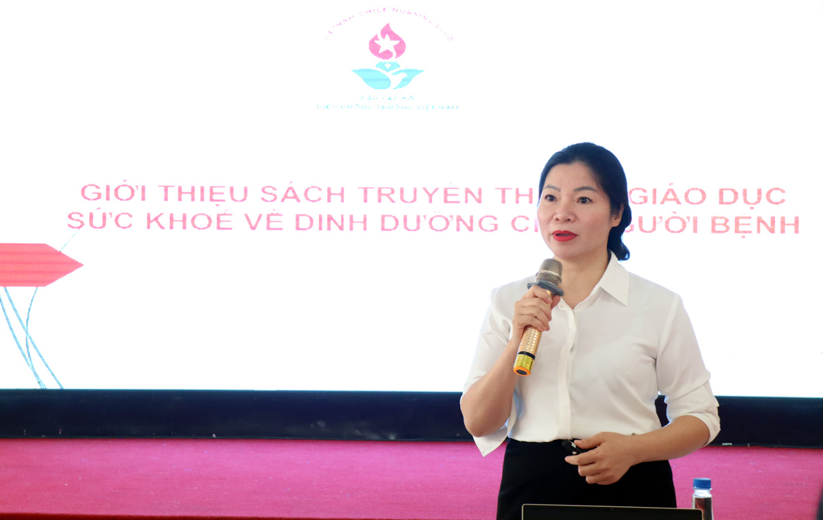 Vinamilk tập huấn truyền thông sức khỏe dinh dưỡng cho người bệnh