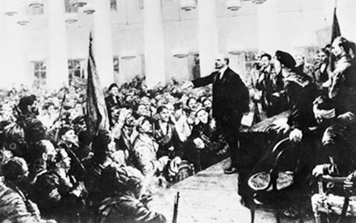 Cách mạng tháng 10 Nga: Chúng ta không thể nói đủ về cách mạng tháng 10 Nga - một sự kiện lịch sử đầy giá trị và ảnh hưởng. Hãy xem hình ảnh và tìm hiểu những giá trị văn hóa, chính trị, kinh tế và xã hội của cách mạng này.