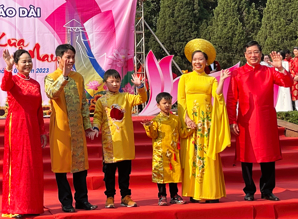 Quận Hà Đông tổ chức Festival Áo dài “Quê lụa xưa và nay”