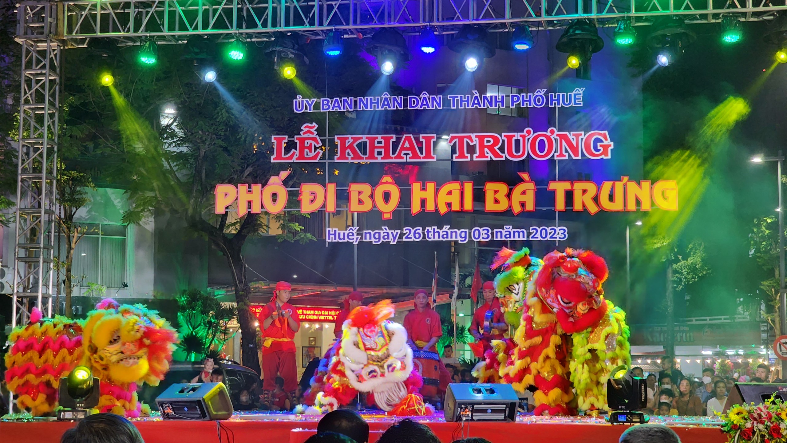 Huế Khai Trương Phố đi Bộ Hai Bà Trưng