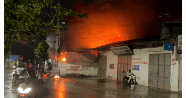 Hà Nội: Cháy nhà ở Thanh Oai trong đêm