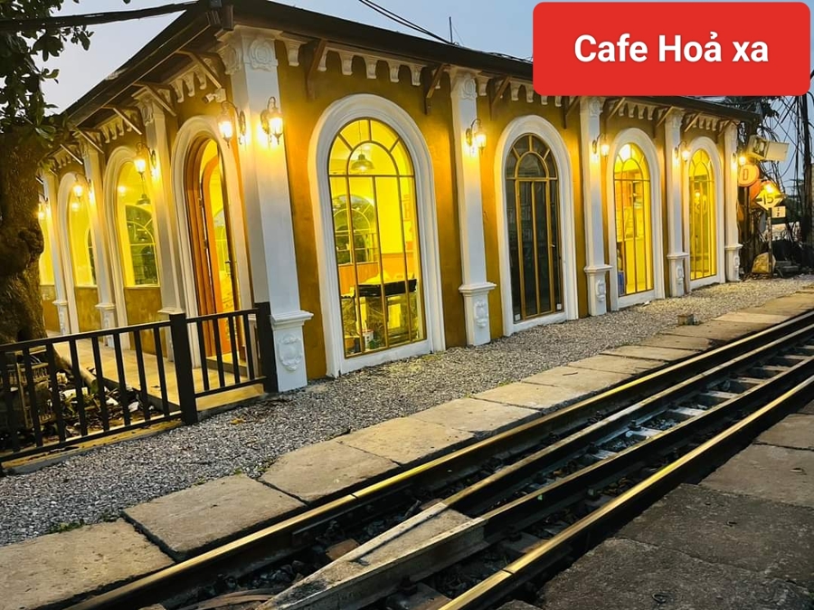 Cafe Hỏa xa- Điểm checkin mới cho du khách tại ga Long Biên. Ảnh AT.