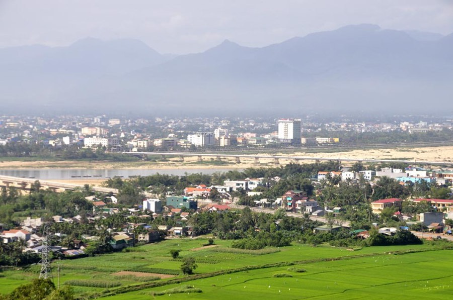 Một góc TP Quảng Ngãi.