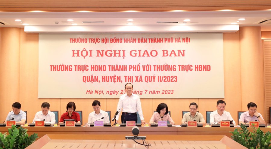 Phó Bí thư Thành ủy, Chủ tịch HĐND Thành phố Hà Nội Nguyễn Ngọc Tuấn phát biểu chỉ đạo tại hội nghị