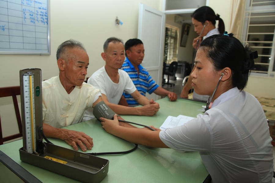 Hệ thống chính sách ưu đãi người có công từng bước được hoàn thiện. Ảnh: Phạm Hùng.