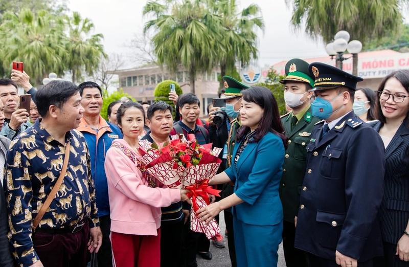  7 tháng đầu năm 2023, có 738.000 lượt khách Trung Quốc đến Việt Nam. Ảnh China Daily.