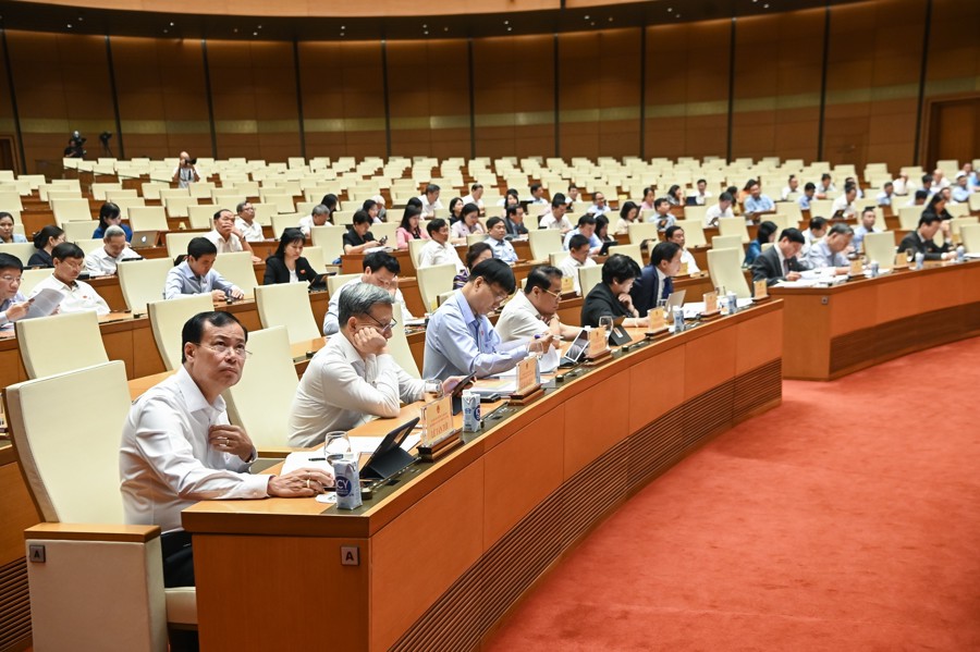 Phiên họp thứ 25 của Uỷ ban Thường vụ Quốc hội. Ảnh: Quochoi.vn.