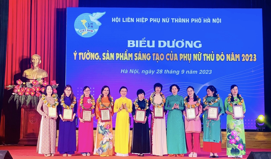 Hội LHPN TP Hà Nội tôn vinh 10 ý tưởng, sản phẩm sáng tạo của phụ nữ Thủ đô. 