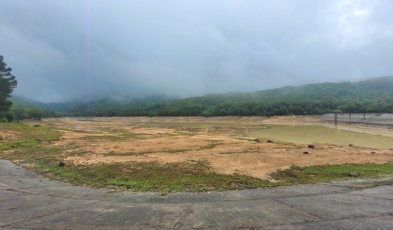 Sau mưa lũ nước ở hồ Thiên Tượng, thị xã Hồng Lĩnh mới chỉ đạt khoảng 34.000 m3