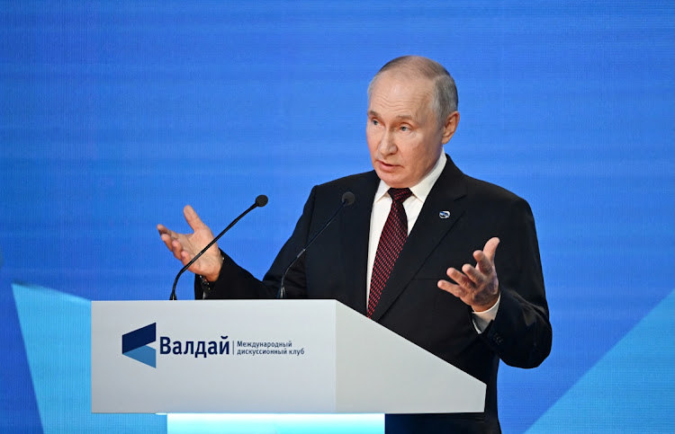 Tổng thống Nga Vladimir Putin phát biểu tại Sochi, Nga, ngày 5/10/2023. Ảnh: SPUTNIK