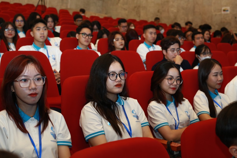 Các đại biểu tham dự Đại hội đại biểu Hội Sinh viên Việt Nam TP Hà Nội lần thứ VIII. 