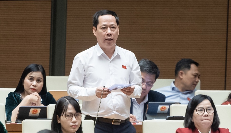 Đại biểu Trần Nhật Minh (Đoàn đại biểu Quốc hội tỉnh Nghệ An) phát biểu thảo luận - Ảnh: Quochoi.vn 