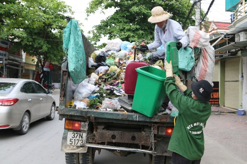 Lượng rác được thu gom, xử lý đúng quy định tại tỉnh Hà Tĩnh khoảng 730,2 tấn/ ngày 