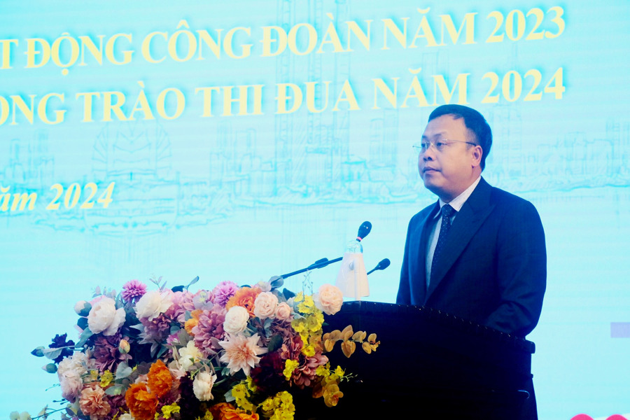 Chủ tịch Liên đoàn lao động TP Hà Nội Phạm Quang Thanh phát biểu tại hội nghị