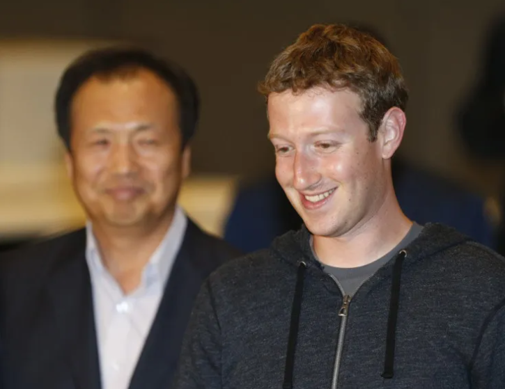 Mark Zuckerberg trong chuyến công tác Hàn Quốc vào năm 2013. Ảnh: REUTERS