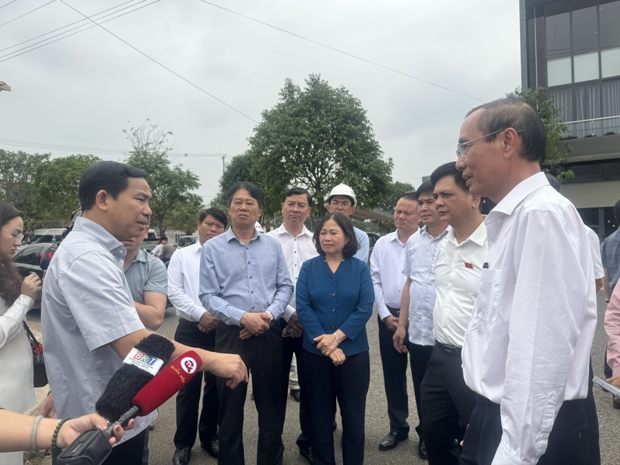 Đoàn giám sát của Quốc hội khảo sát tiến độ dự án thành phần 3 của cao tốc Biên Hòa - Vũng Tàu, ngày 6/3/2024.
