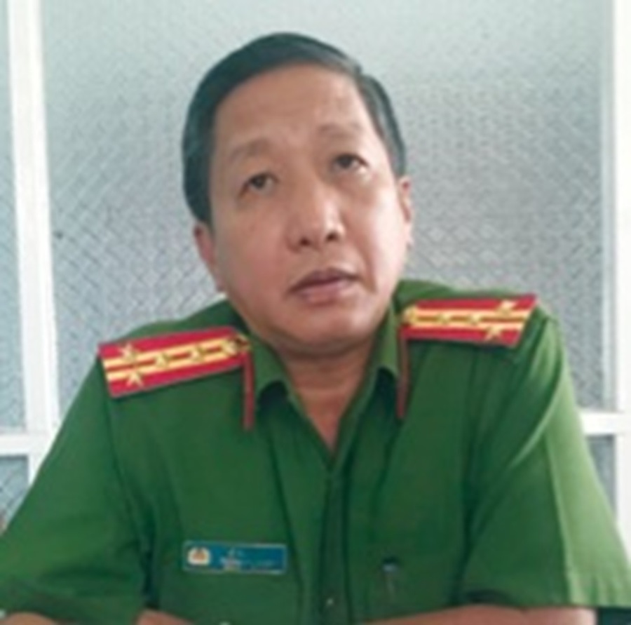 Đại tá Lê Văn Mót khi đương chức Trưởng Công an Thành phố Phú Quốc. Ảnh HL
