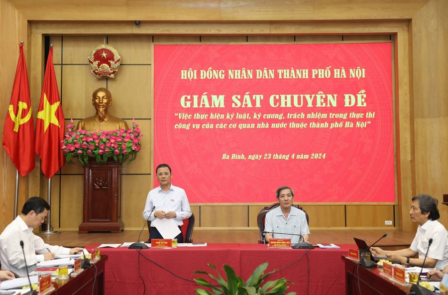 Phó Chủ tịch HĐND TP Phạm Quí Tiên phát biểu kết luận tại buổi giám sát