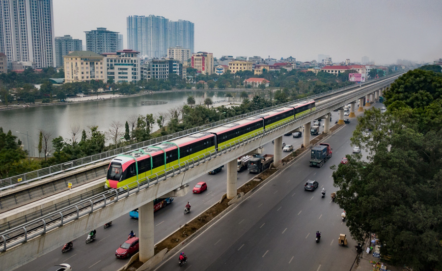 Tuyến đường sắt đô thị trên cao Nhổn - ga Hà Nội. Ảnh: Hải Linh