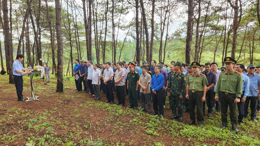 Quang cảnh lễ phát động - Phạm Ngọc