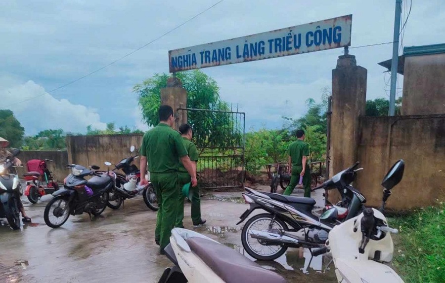 Nghĩa trang làng Triều Công, nơi xảy ra sự việc.