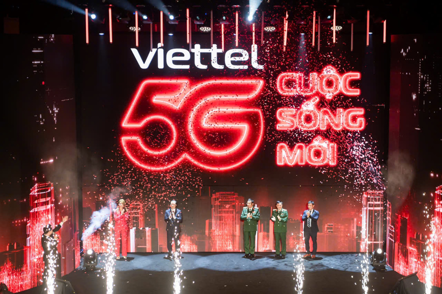 Từ ngày 15/10, mạng 5G đầu tiên tại Việt Nam chính thức phủ sóng toàn quốc - Ảnh: Thu Trang