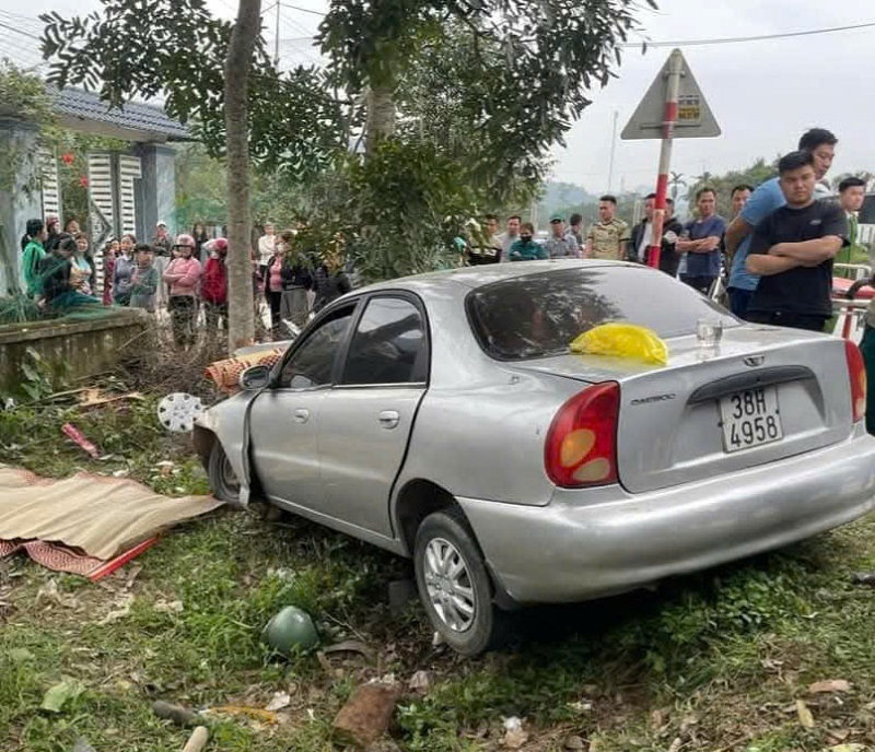 Hiện trường vụ tai nạn khiến 2 bà cháu tử vong