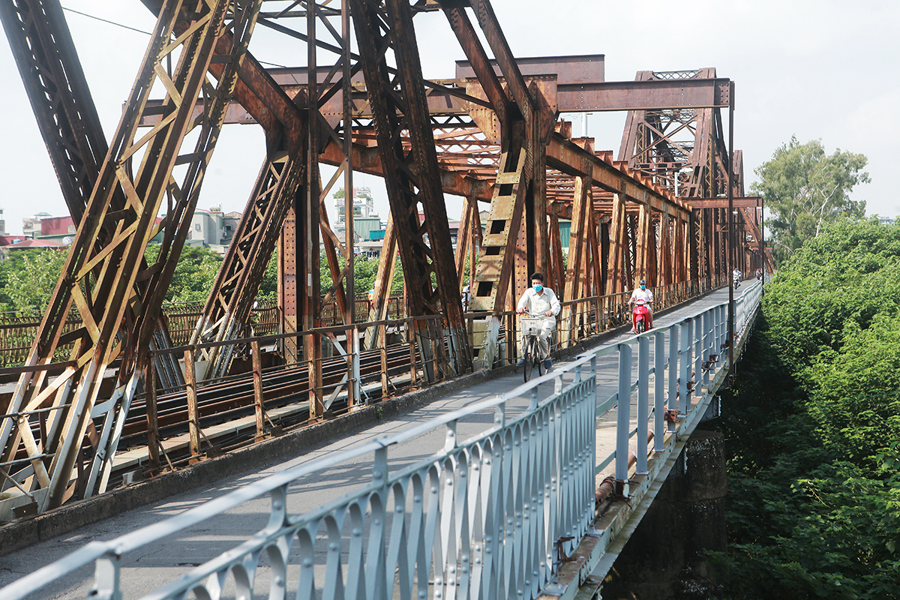 Cầu Long Biên