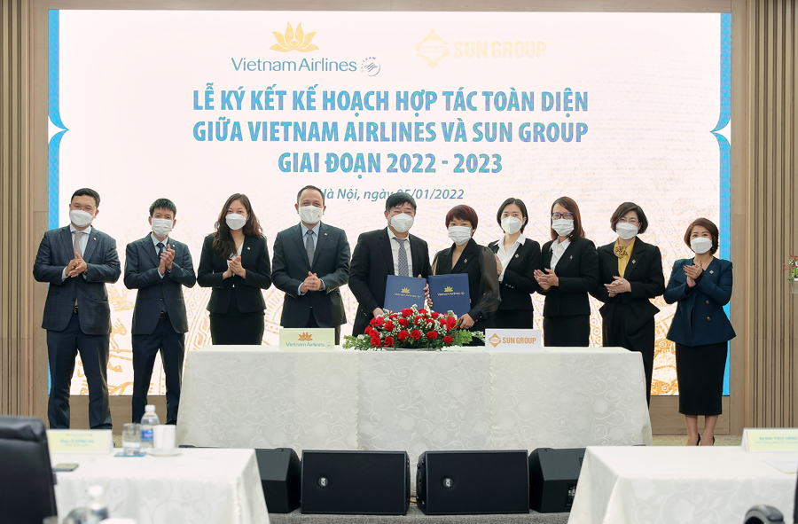 Lễ ký kết kế hoạch hợp tác toàn diện giữa Sun Group và Vietnam Airlines