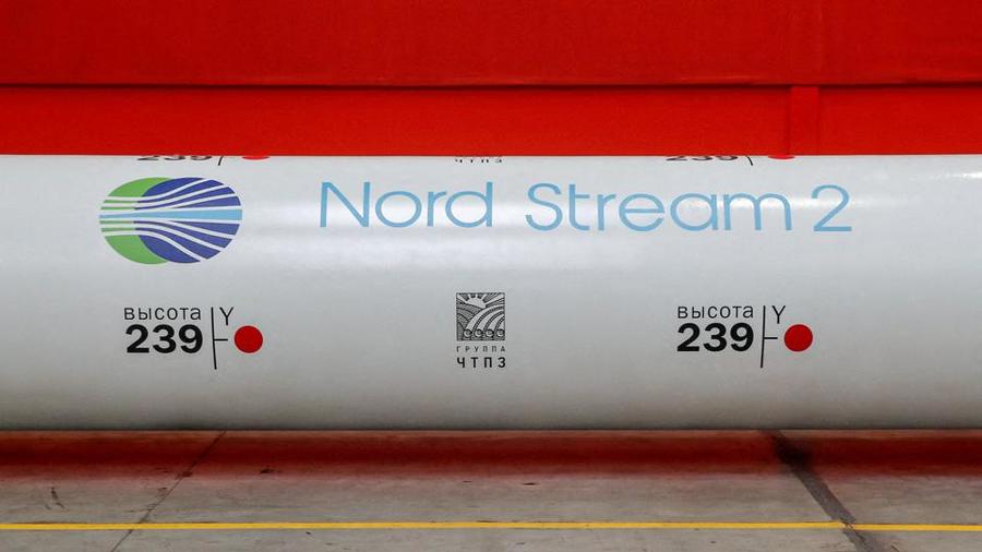 Đường ống Nord Stream 2 trị giá 11 tỷ USD, do công ty năng lượng nhà nước Gazprom dẫn đầu, sẽ đưa khí đốt của Nga dưới Biển Baltic đến châu Âu thông qua Đức. Ảnh: Reuters