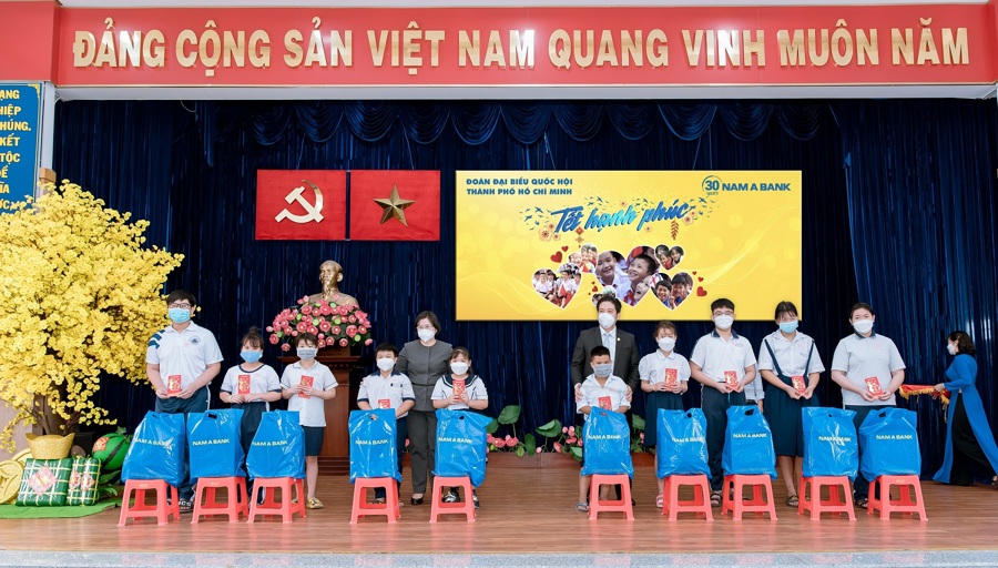 Chương trình Tết Hạnh Phúc được khởi động tại Ủy ban Mặt trận Tổ quốc Việt Nam Quận 8.