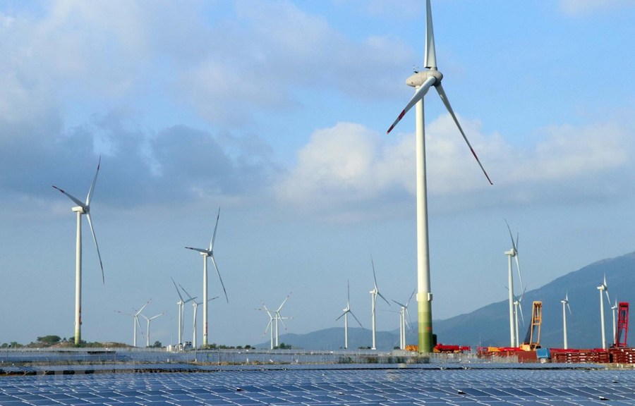 Nhà máy điện gió Trung Nam, tỉnh Ninh Thuận. Ảnh: Công Thử