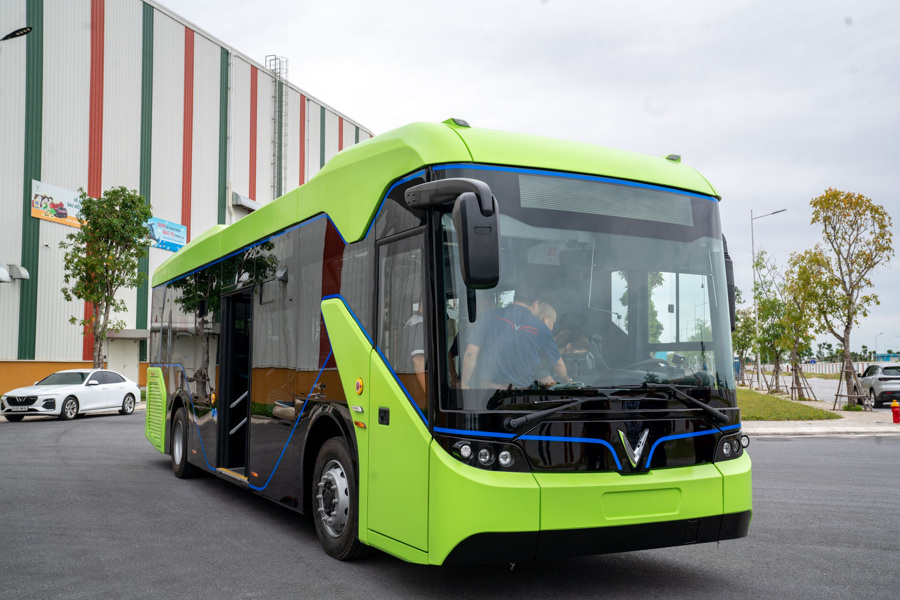 Xe buýt điện Vinbus được Vingroup triển khai ở Hà Nội