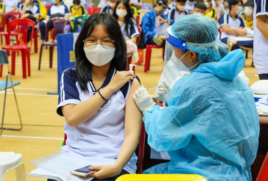 Vaccine phòng Covid-19 cho trẻ em sẽ về Việt Nam trong thời gian sớm nhất