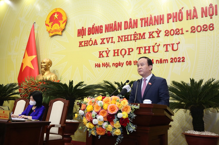 Chủ tịch HĐND TP Hà Nội Nguyễn Ngọc Tuấn phát biểu tại Kỳ họp thứ 4 HĐND TP khóa XVI