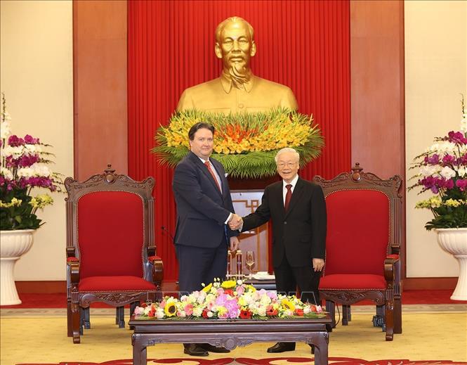 Tổng Bí thư Nguyễn Phú Trọng và Đại sứ Hoa Kỳ Marc E.Knapper tại buổi tiếp. Ảnh: TTXVN