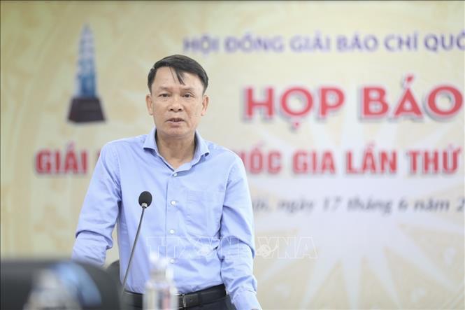 Phó Chủ tịch thường trực Hội Nhà báo Việt Nam Nguyễn Đức Lợi phát biểu. Ảnh: Minh Quyết/TTXVN. 