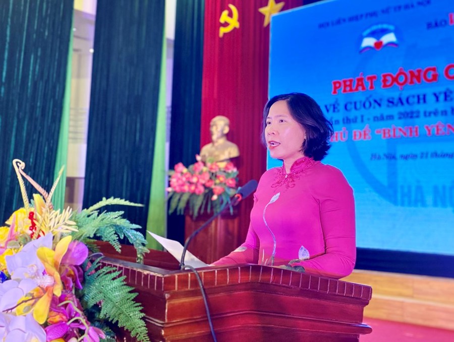 Chủ tịch Hội LHPN Hà Nội Lê Kim Anh phát biểu chỉ đạo tại lễ phát động. 
