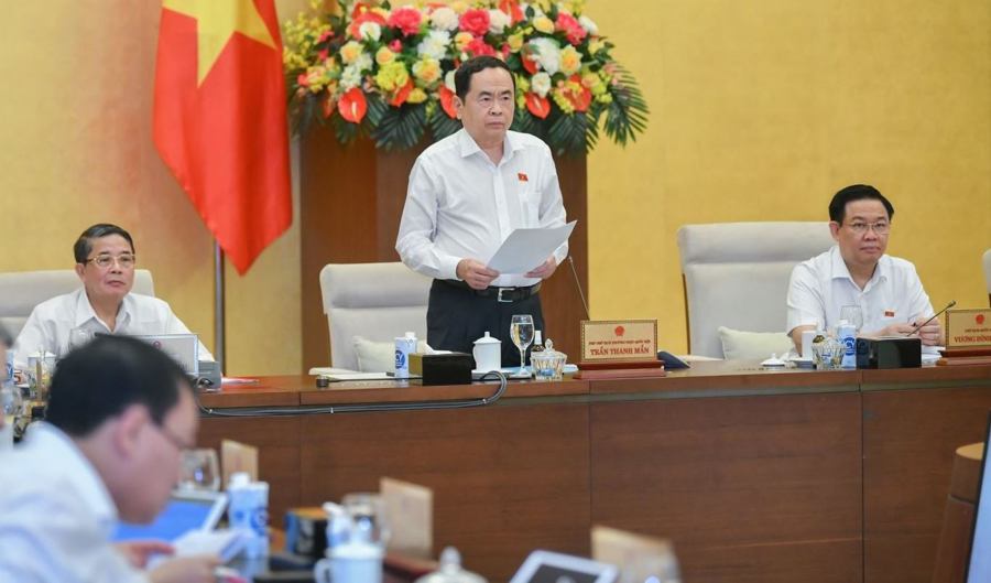 Phó Chủ tịch Thường trực Quốc hội Trần Thanh Mẫn điều hành nội dung thảo luận