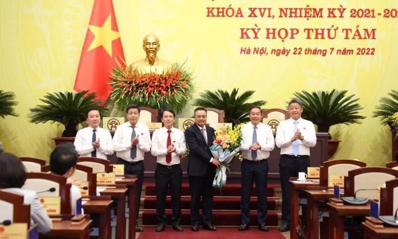 Các đồng chí lãnh đạo UBND thành phố Hà Nội. 